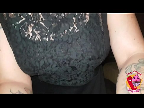 ❤️ Slutty stepsister کيس هڪ blowjob ۽ اسپينش ڏئي ٿو جنس